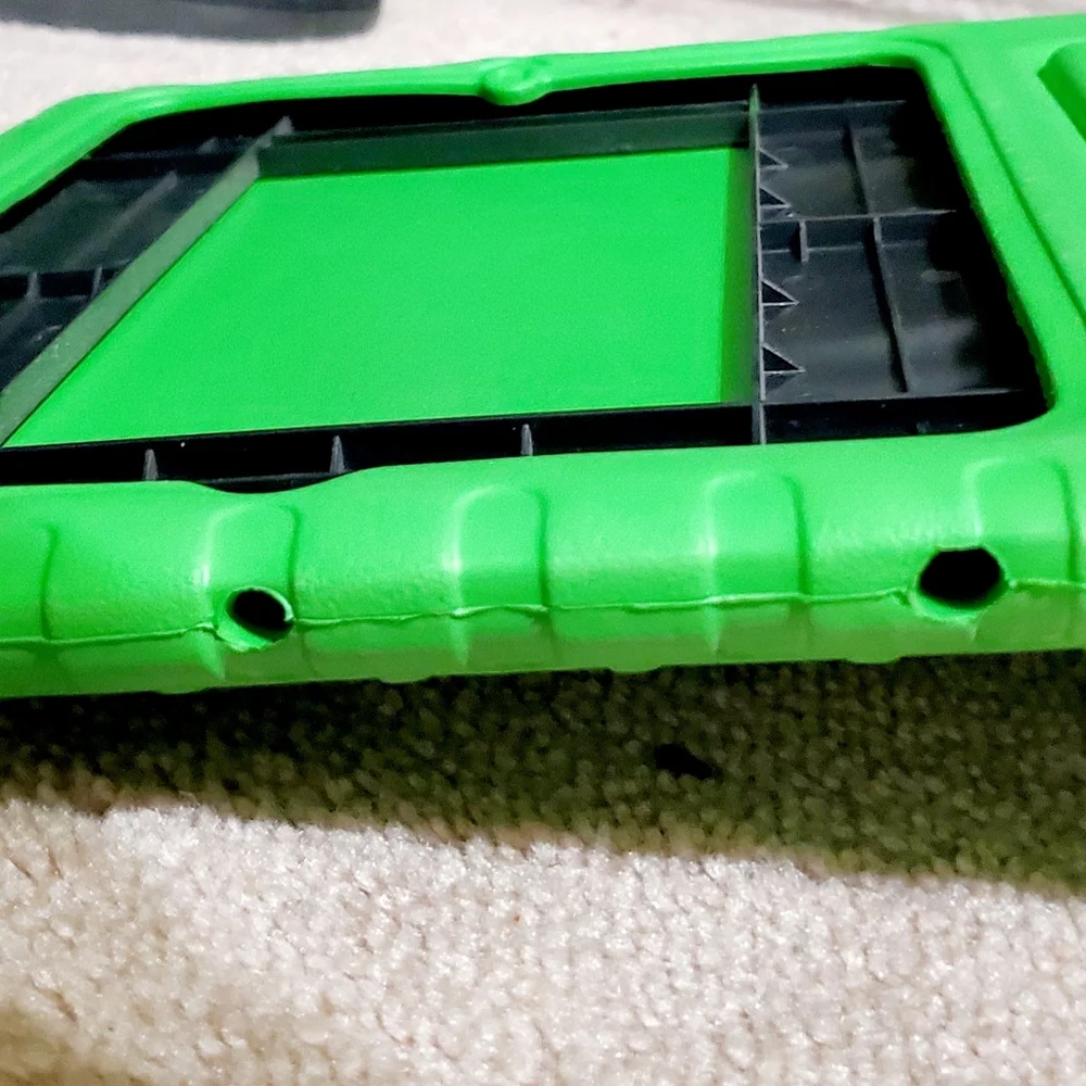 14 green Travellor Apple iPad 2/3/ 4 Case Winpartner Travellor Silicone Protect
